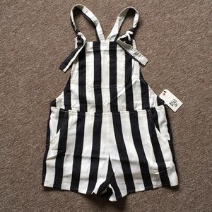 NWT Billabong overalls